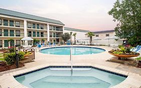 Econo Lodge Inn & Suites Foley-North Gulf Shores